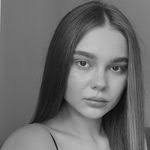 Shantell Hicks's Instagram, Twitter & Facebook