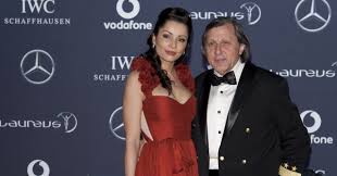 Ilie dumitrescu a vorbit, joi seara, despre transferul lui ianis hagi la glasgow rangers. Fosta SoÈ›ie A Lui Ilie NÄƒstase TrÄƒieÈ™te O AdevÄƒratÄƒ TelenovelÄƒ Brigitte O NouÄƒ DespÄƒrÈ›ire DupÄƒ O VizitÄƒ La PoliÈ›ie