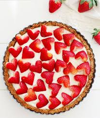 7 Recipes To Spoil Your Loved Ones This Valentine S Day Valentines Desserts Easy Strawberries And Cream Food