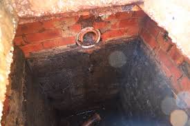 Falling into a septic tank can be fatal due to the toxic. Asl Limited Blog Article What To Check If You Re Buying A House With A Septic Tank