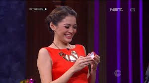 Ini Talk Show Spesial Natal 25 Desember 2015 Neng Maya Dilamar Kang Sule Saree Fashion Sari
