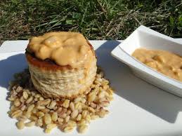 Bouchee A La Reine Aux Petoncles Sauce Homardine Les Recettes De Mimi