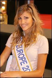 Malgré son abandon le 9 e jour, alexandra rosenfeld récolte 10 000 euros pour action contre la faim. Alexandra Rosenfeld Miss Univers Miss Monde Miss France