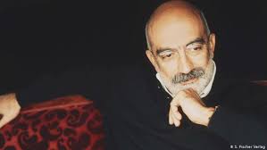 1950 yılı doğumlu olan ahmet altan gazeteciliği ve köşe yazarlığı ile tanınmış hale gelmiştir. Journalist Ahmet Altan Mulls Freedom In A Turkish Prison Europe News And Current Affairs From Around The Continent Dw 03 05 2019