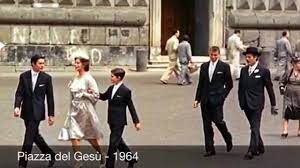 De sica give us a solid film all along the length, taking us from drama to comedy, they're separated by a faint border; I Luoghi Di Napoli Nel Cinema Matrimonio All Italiana Youtube