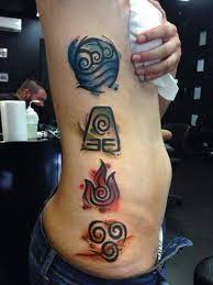 Die flüssigkeit wird schon bei niedriger temperatur komprimiert, dadurch in gas umgewandelt und daraufhin heiß. Avatar Tattoos Beautytatoos Avatar Tattoo Element Tattoo Feuer Tattoo