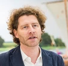 Tumor: Ex-Staatsrat Nikolas Hill sagt Hamburger CDU ab