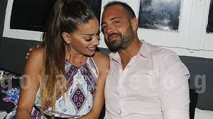 Έχει περάσει ένας μήνας από τότε που η κατερίνα καινούργιου δήλωνε σε συνέντευξή της πως διανύει μια περίοδο εσωστρέφειας και δεν θέλει να μιλήσει καθόλου για τη σχέση της. O Gnwstos Epixeirhmatias Basilhs Sta8okwstopoylos Sto Be Twins Sta Trikala Trikalaidees Gr Trikala Idees