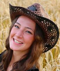 Kuemper Catholic senior receives Excellence in Agriculture Scholarship