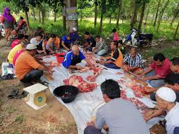 Dimana setiap hari minggu dikampung saya slalu diadakan. Bicara Mentari Semangat Kerja Gotong Royong Di Kampung
