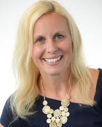 Sandy Spence's Instagram, Twitter & Facebook