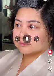 Hi! Looking for an HMUA or a MUA (that stands for makeup artists for those  who may not know) to do a transformation for a photo shoot. Think of these  vibes below!