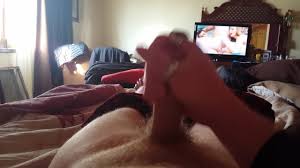 Straight Guy jerking off to Bisexual Porn, very hot!