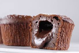 Ce Top 20 Des Recettes Preferees Au Chocolat Comblera Vos Envies De Gourmandises Volcan Chocolat Moelleux Au Chocolat Chocolat