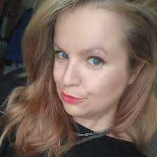 Bernadett Tóth (@dettigram) • Threads, Say more