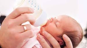 A small hair comb and brush for baby are optional since you can use your hands instead. When To Give Your Baby S First Bath And How Often To Bathe Him