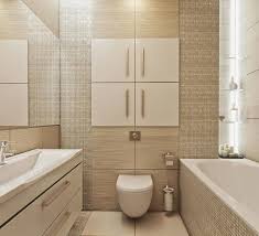 A beige and blue vintage rug sits on marble floor tiles in front of a white dual washstand adorned with polished nickel hardware and a gray marble countertop. Pin On Badezimmer