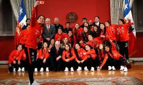 Hace 16 minutosla delantera de rayo. Seleccion Chilena Femenina Fortin Mapocho
