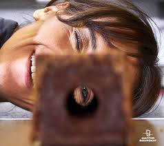 Recette Du Gateau De Voyage Au Chocolat A L Orange Et Praline Par Le Chef Dimitri Fayard Matfer Bourgeat Travel Cake How To Roast Hazelnuts Pralines