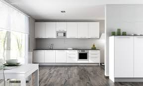 Estas cocinas de madera nos inspiran a crear ambientes de ensueño, donde se incluyen diferentes las opciones de equipamiento de una cocina, como la energía solar, la domótica, las instalaciones. Cocinas Y Muebles De Cocina Que Suelo Elegir Para La Cocina Blog Cocinas Com