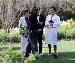 One tabloid now claims he and booksmart director olivia wilde are engaged.gossip cop investigates. Harry Styles 26 And Olivia Wilde 36 Confirm Their Romance As They Hold Hands At Agent S Wedding Daily Mail Online