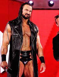 Pin By Elizabeth Mcgee On Drew Mcintyre Fashion Drew Mcintyre Leather Jacket