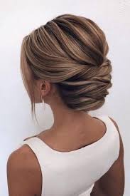 Epingle Par Bahar Knc00 Sur Moda Panom En 2020 Coiffure Cheveux Mi Long Mariage Coiffure Mariee Coiffure De Mariage Chignon