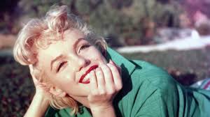 El día que busqué (y casi no encuentro) la tumba prácticamente oculta de  Marilyn Monroe