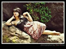 Gadis desa yang cantik mempesona. Gadis Desa Cantik Pakai Kemben Wanita Seksi Pakai Kemben Jarik Hot Foto Foto Seks Diposting Oleh Surga Dunia Di 12 54 Elgordodeangeli