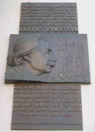Einer der berühmtesten männer ist albert einstein. Albert Einstein Wikipedia