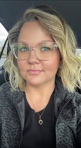 Does anyone know were Kat (physical therapist) at Benchmark is working now? 