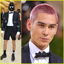 2021Just Jared: Celebrity Gossip and Breaking Entertainment News