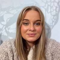 10+ "Jade Leger" profiles