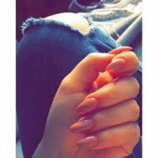 صور بنات نايمين