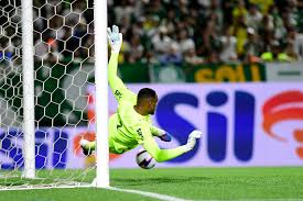 Protagonista no jogo de ida, Carlos Miguel busca primeiro título para se consolidar no Palmeiras