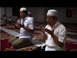 Au moment ou les politiques et les medias ne cessent de nous vanter les bien faits du metissage. Detention Arbitraire Et Massive De Musulmans En Chine Une Ong Appelle Le Monde A Agir Youtube