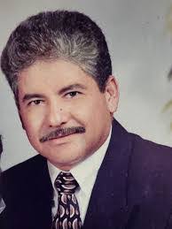 Rosa Ulloa's Instagram, Twitter & Facebook