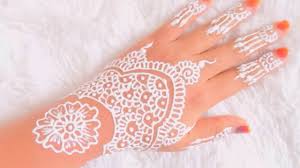 Simple White Henna Belajar Henna Untuk Pemula 4 Tato Henna Desain Henna Mehndi Designs