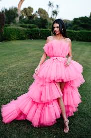 Kendall Jenner Just Debuted H M S Showstopping Giambattista Valli Collab Beauty Dress Tulle Dress Fashion