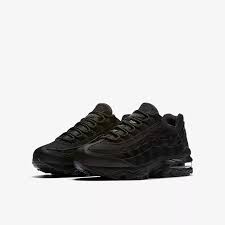 Nike Air Max 95 Big Kids Shoe Nike Com In 2020 Nike Air Max 95 Air Max 95 Kids Shoes
