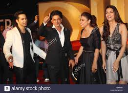 Varun Dhawan Shah Rukh Khan Kajol Und Kriti Sanon Beim Start Des Film Dilwale Trailers In Mumbai Indien Stockfotografie Alamy Watch dilwale, hindi movie directed by rohit shetty, starring shah rukh khan, kajol and varun dhawan full movie online in hd subs on netflix, apple itunes, youtube, google play movies. varun dhawan shah rukh khan kajol und