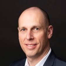 I'm excited to announce that I have accepted an internship offer with EY as  an Audit Intern for Summer 2025 in their Chicago office! I am very thankful  for this opportunity and