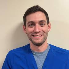 Let's hear a round of applause for our recent DAISY Award winners! 👏 🏆  The DAISY award recognizes extraordinary nurses who go above and beyond for  their patients. 🌼 Beth Carlini, RN -