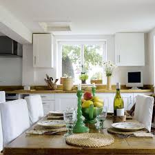 Cluster them, use a variety of heights, use a variety of scents, use unscented and get some stylish candle holders … but more important let's look at some fun ways to decorate with candles in. Decorate With Candles In Every Room