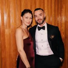 I had tinnitus then woke up having lost 28 years thinking I was 41'