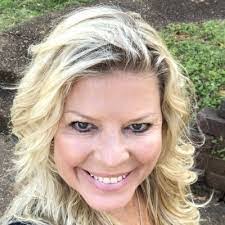 Mandy Eddins's Instagram, Twitter & Facebook