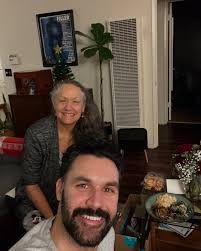 This beautiful lady has been taking good care of her temporarily disabled  son this past month and I couldn't have ask for a better Valentine's date ❤️