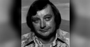 Gary Milligan's Instagram, Twitter & Facebook