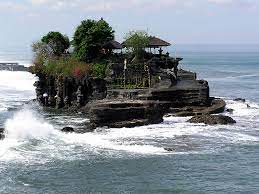 Download gambar bali, wisata bali, gambar pulau bali, pantai bali, pantai kuta bali, gambar wisata bali, gambar bali hd, wallpaper lukisan bali, aksesoris 53+ background pemandangan bali. Pura Tanah Lot Pemandangan Indah Pantai Dan Sunset Bali