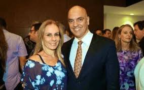 Mulher de Moraes confirma contrato com ...